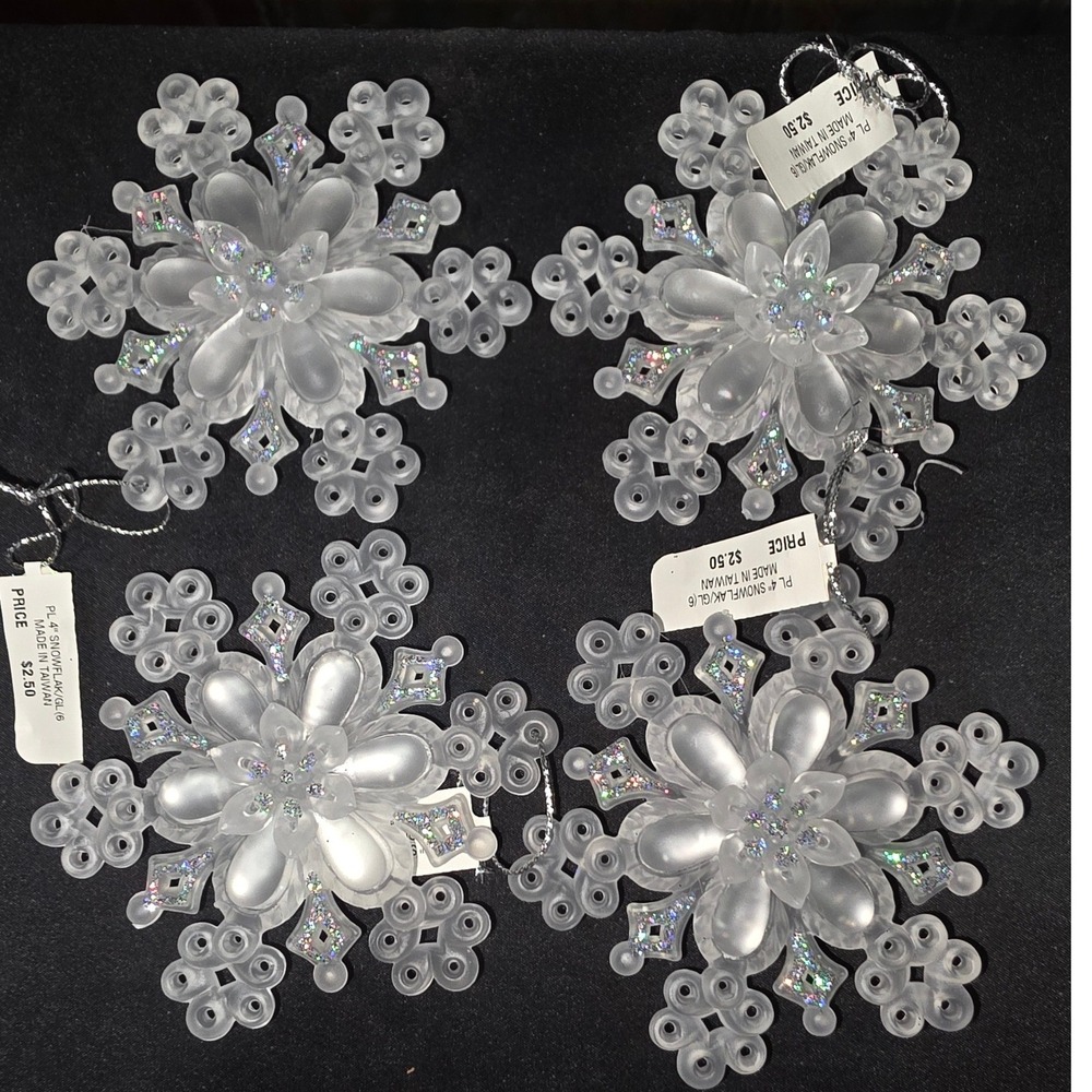 Generic Snowflake Ornaments Clear Glitter Frosted Plastic 4in x 4in Set of 4
